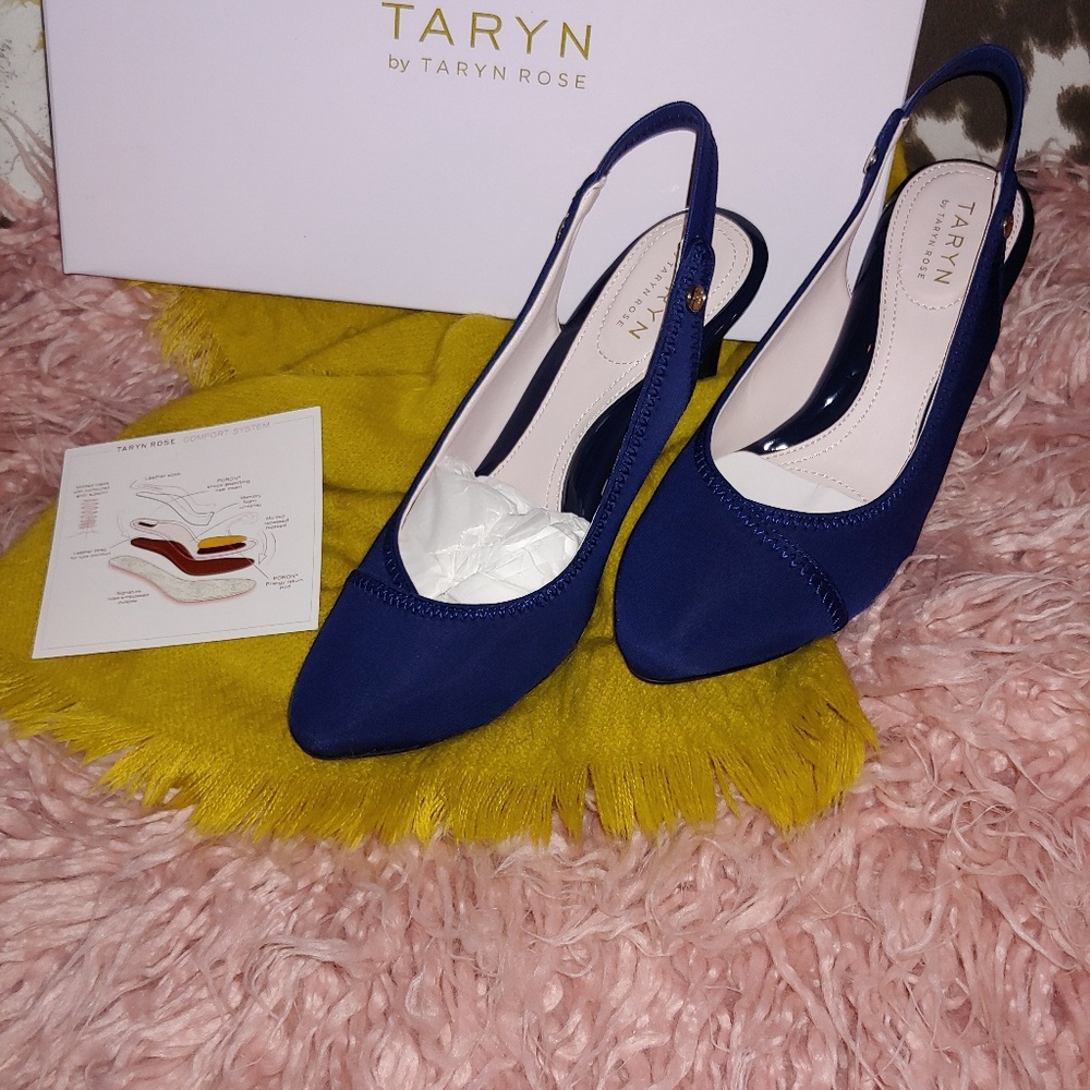 ❎SOLD❎Taryn Rose Blue Tami Pump